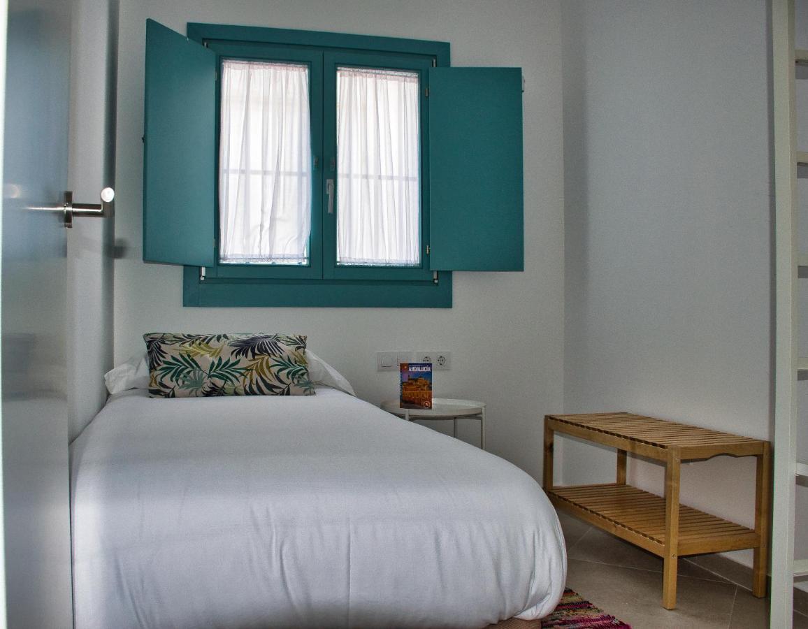 Covadonga 9 Apartments - Triana Севиля Екстериор снимка