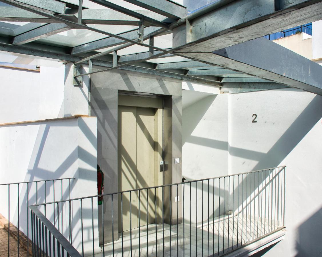 Covadonga 9 Apartments - Triana Севиля Екстериор снимка